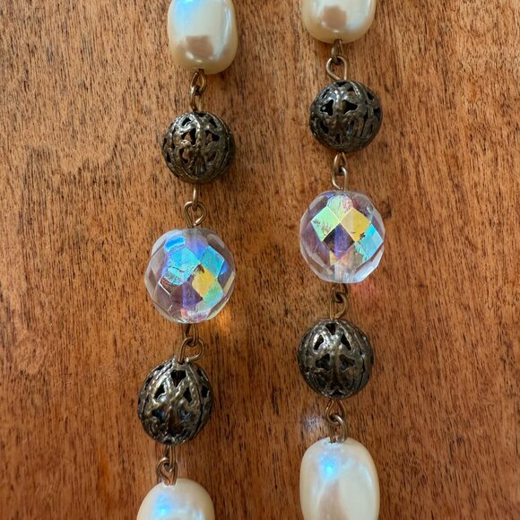 Long costume pearl, rainbow crystal, and brass necklace - Picture 4 of 10